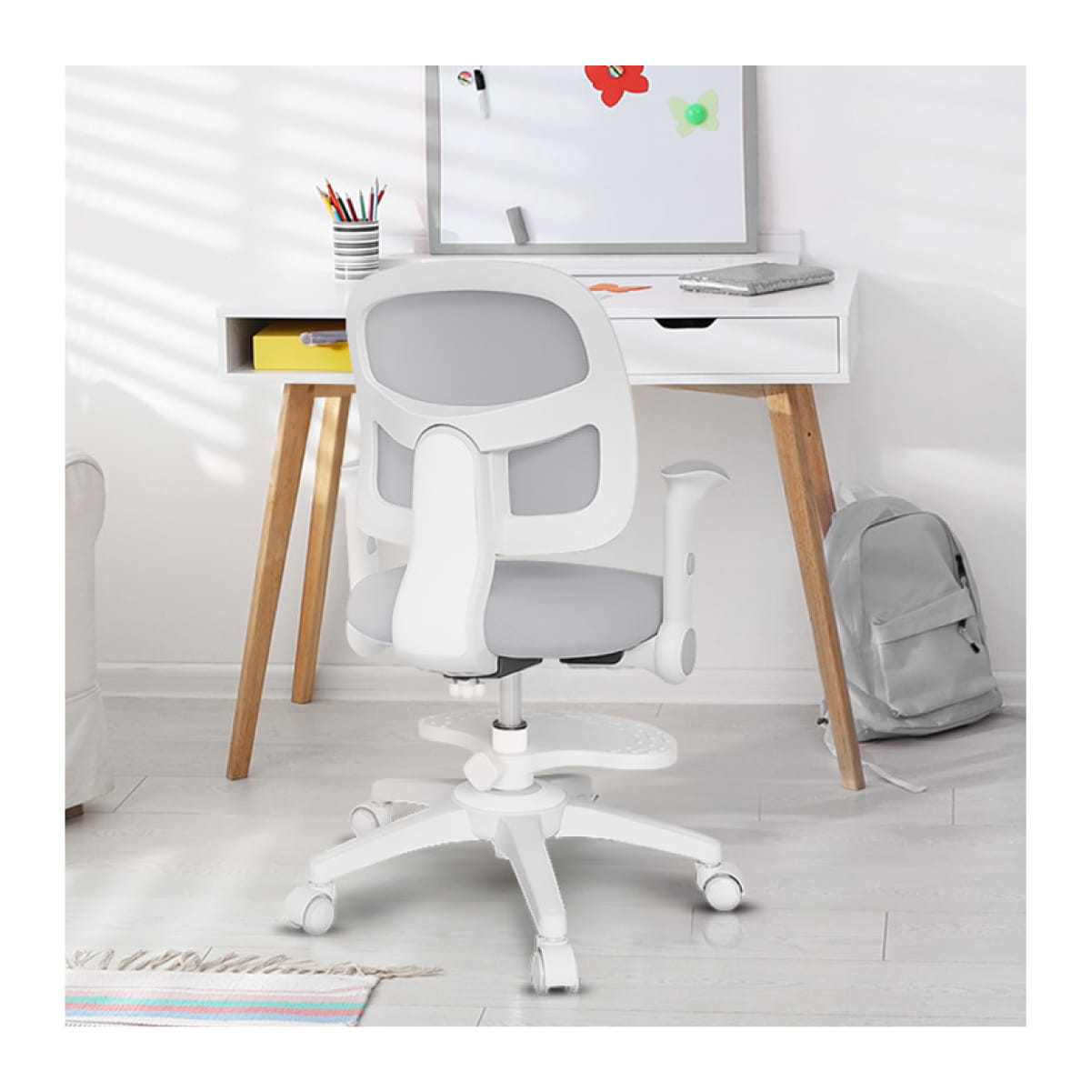 Mark Adler JUNIOR 5.0 Scaun pivotant gri