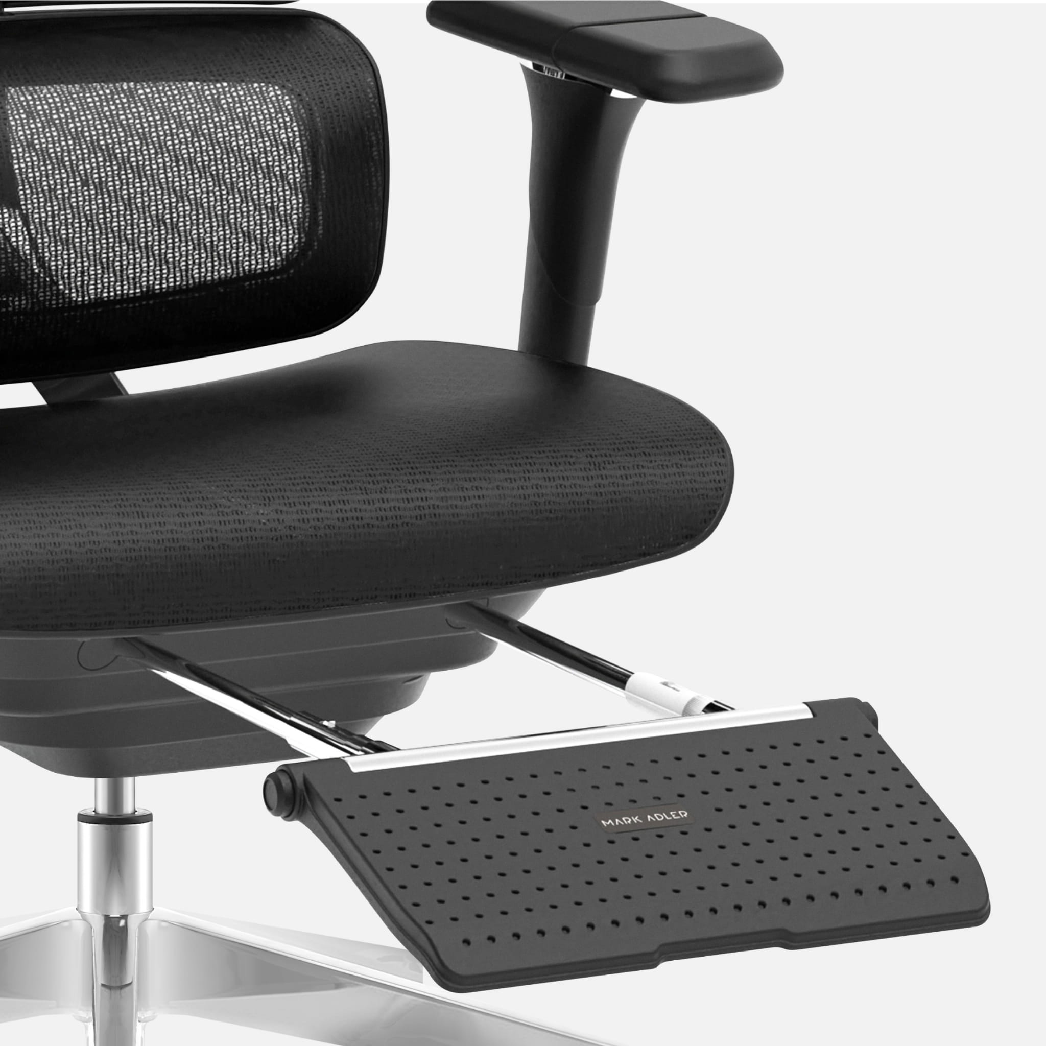 Mark Adler Expert 9.8 Scaun ergonomic negru