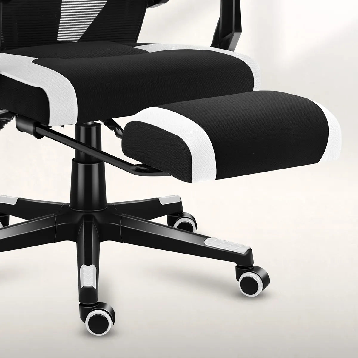 Titan Pad - suport pentru picioare extensibil